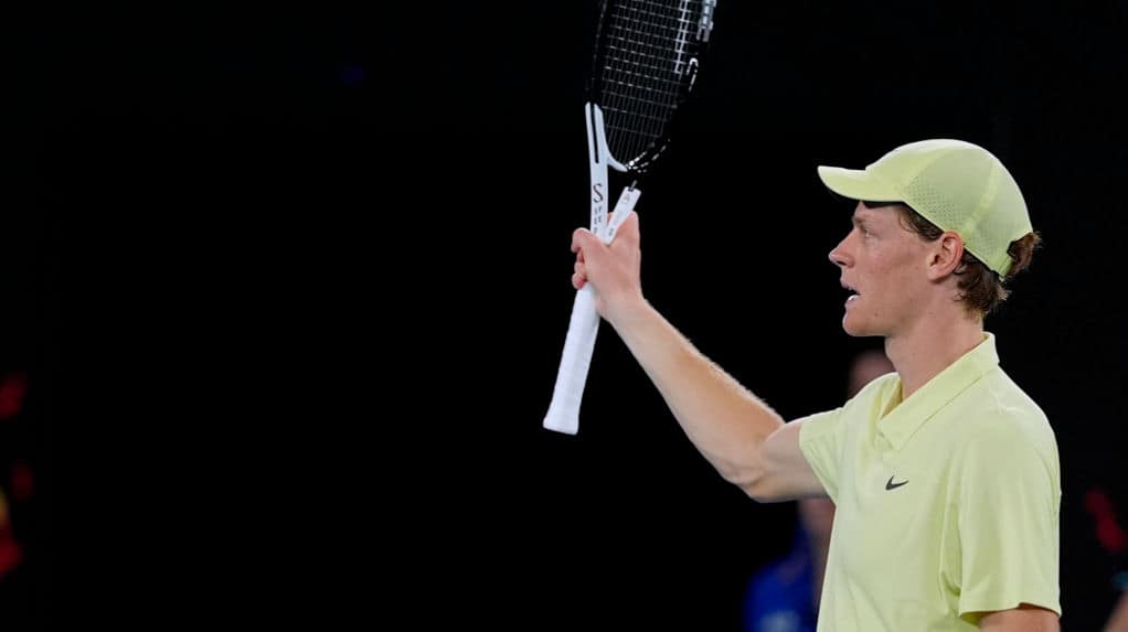 Defending Champ Jannik Sinner Gets Back To The Fourth Round At The Australian Open