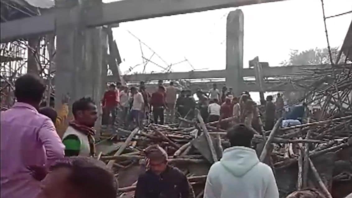BREAKING: Several Workers Trapped After Under-Construction Roof Slab Collapses at Kannauj Railway Station