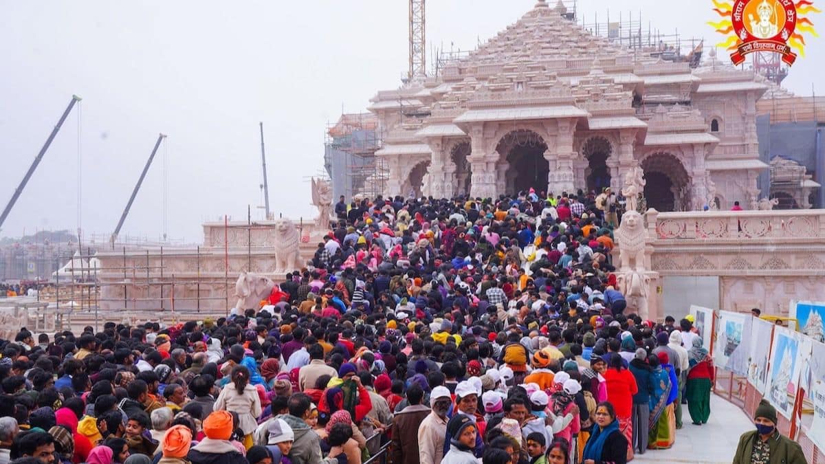 ‘Devotion, Faith, Joy, and More’: Devotees Throng Ayodhya on First Anniversary of Pran Pratishtha