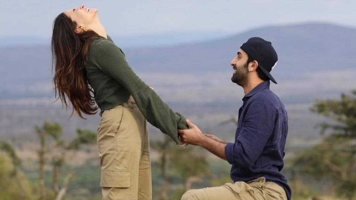 Planning A Trip To Masai Mara Where Ranbir Kapoor Proposed To Alia Bhatt? Don’t Forget To Pack These Essentials