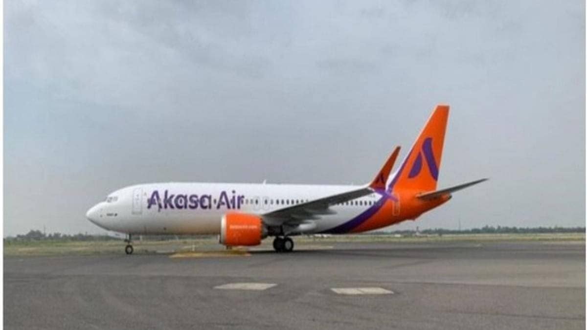 Akasa Air Flight QP 1607 Flying from Pune to Delhi Suffers Bird Hit, Lands Safely in Delhi