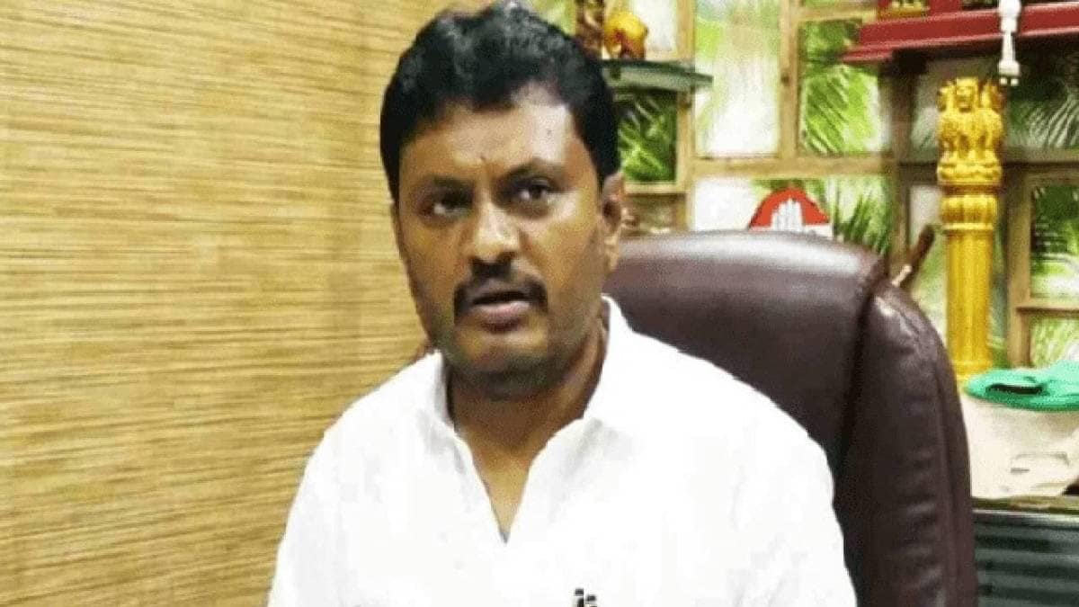 Congress MLA Basavaraj Lashes Out At Yathindra Siddaramaiah Over His Karnataka CM’s ‘Political Successor’ Remark