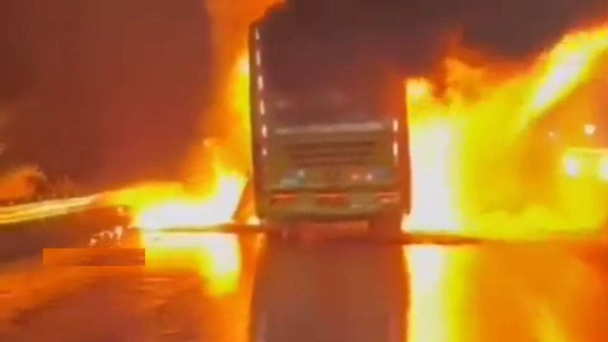 18 Killed In Kurnool Bus Fire Tragedy: Here’s What We Know So Far