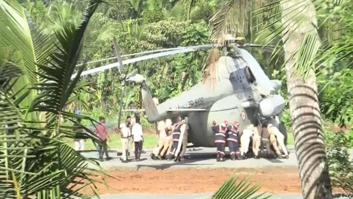 Helipad Mishap During President Murmu’s Kerala Visit: Chopper Safely Moved After Part of Helipad Caves In