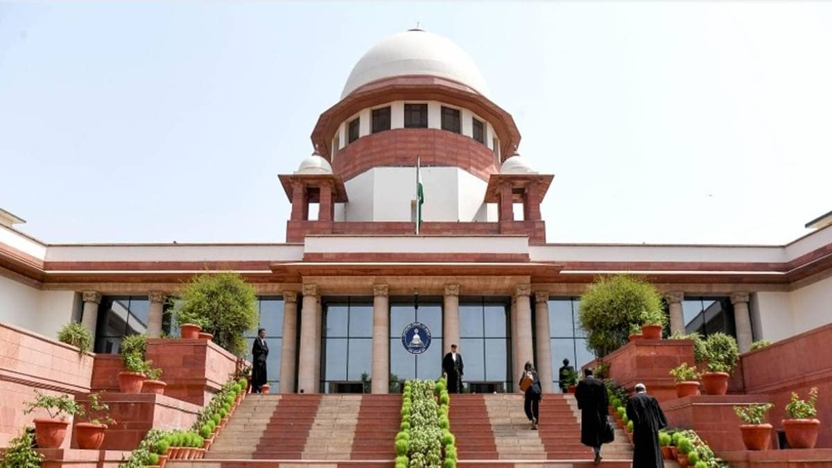 SC Refuses To Quash Criminal Case Against Law Graduate Over Social Media Post That Babri Masjid Will Be Rebuilt