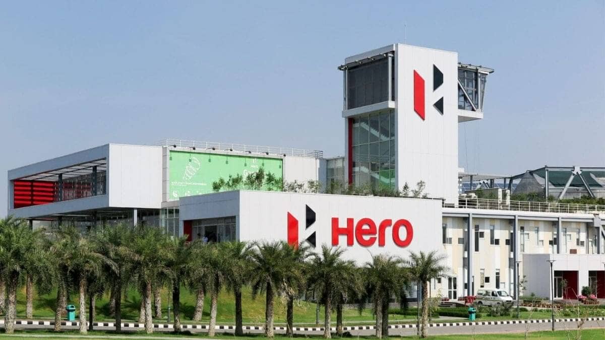 Pawan Munjal-led Hero MotoCorp Q2FY26: Revenue Rises 16% to Rs 12,126 Crore; PAT Climbs 16% to Record Rs 1,393 Crore
