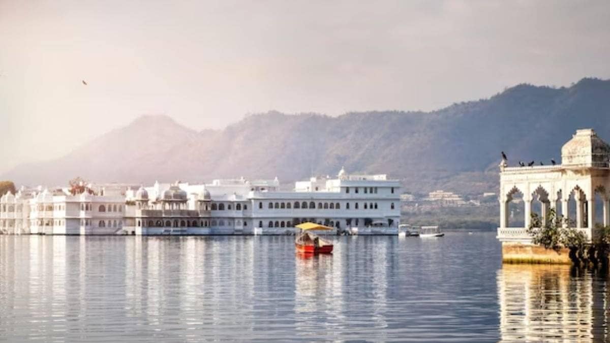 Going Through Heartbreak? Visit These 7 Places In Udaipur To Fall In Love With Yourself Again