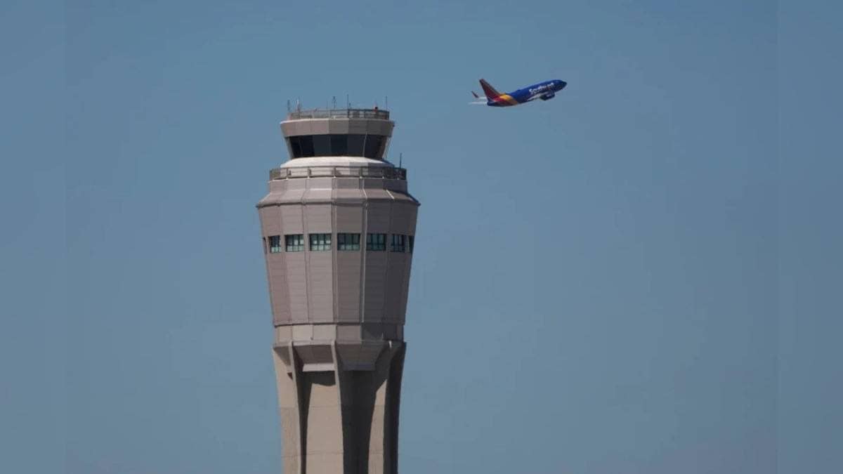 What To Do If Your Flight Is Delayed Or Cancelled During US Government Shutdown? Here’s What We Know So Far