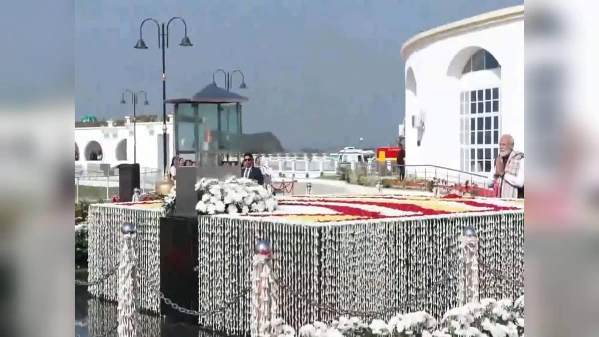 PM Modi Pays Homage To Martyrs Of Assam Movement At Swahid Smarak Kshetra In Guwahati