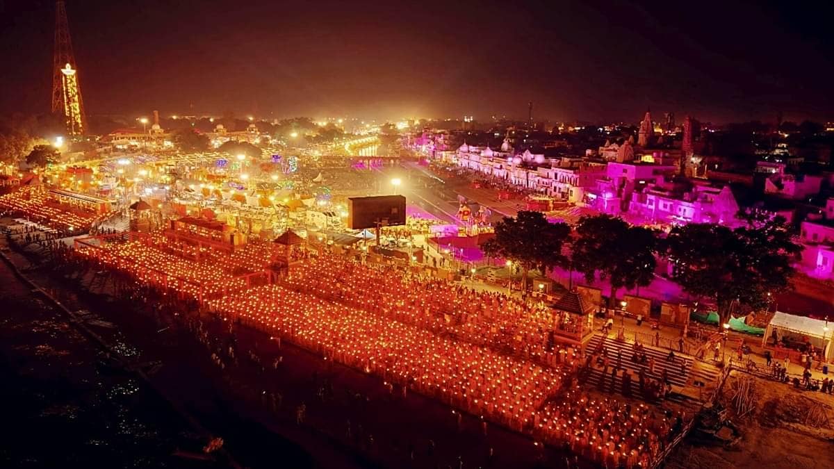 Ayodhya’s Diwali Celebration Sets 2 Guinness World Records With Over 26 Lakh Diyas And Mega Aarti