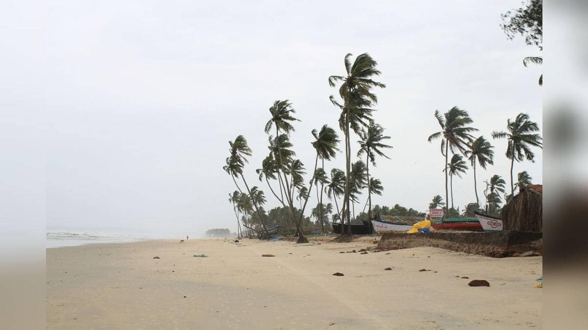 Severe Cyclone Montha Crosses Andhra Pradesh And Yanam Coasts, Set To Weaken In 6 Hours