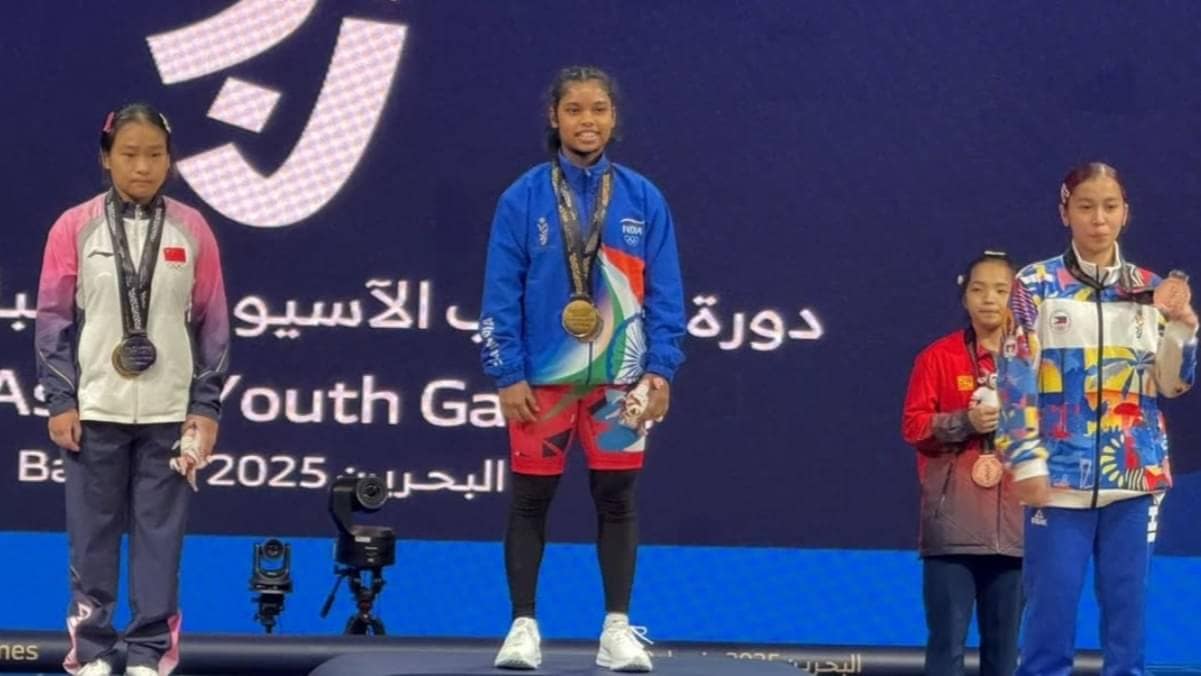 WATCH | Preetismita Bhoi Smashes Youth World Record to Win Gold at 2025 Asian Youth Games