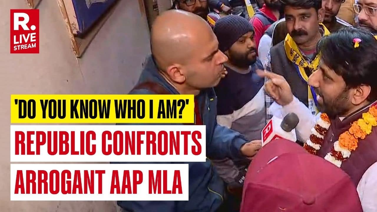 Get Out of Here or I Will Beat You Up: AAP MLA Amanatullah Khan Openly Threatens Republic Reporter | WATCH