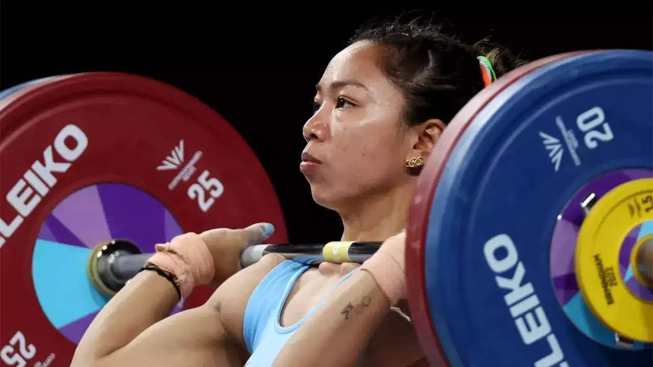 Mirabai Chanu Claims Silver Medal In 48 KG Division At World Weightlifting Championships 2025
