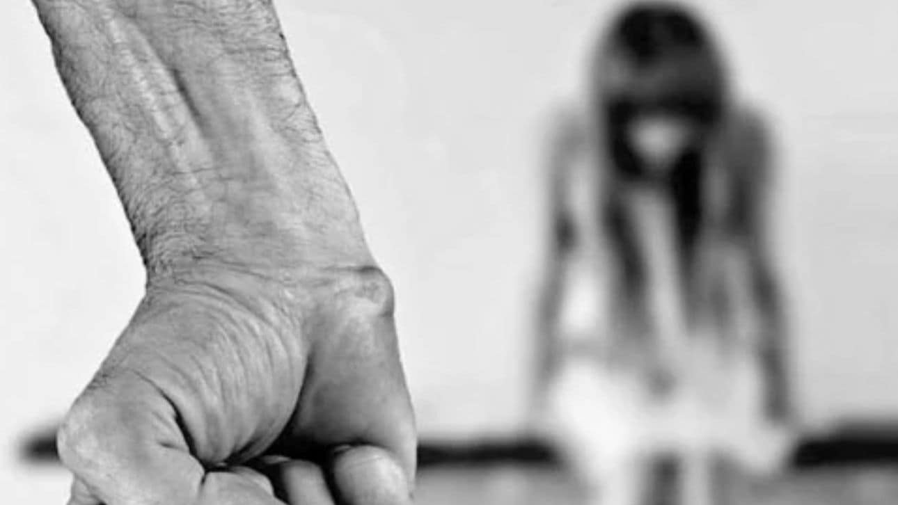 Man Hires Contract Killers to Kill His Alcoholic Cousin, Three Held