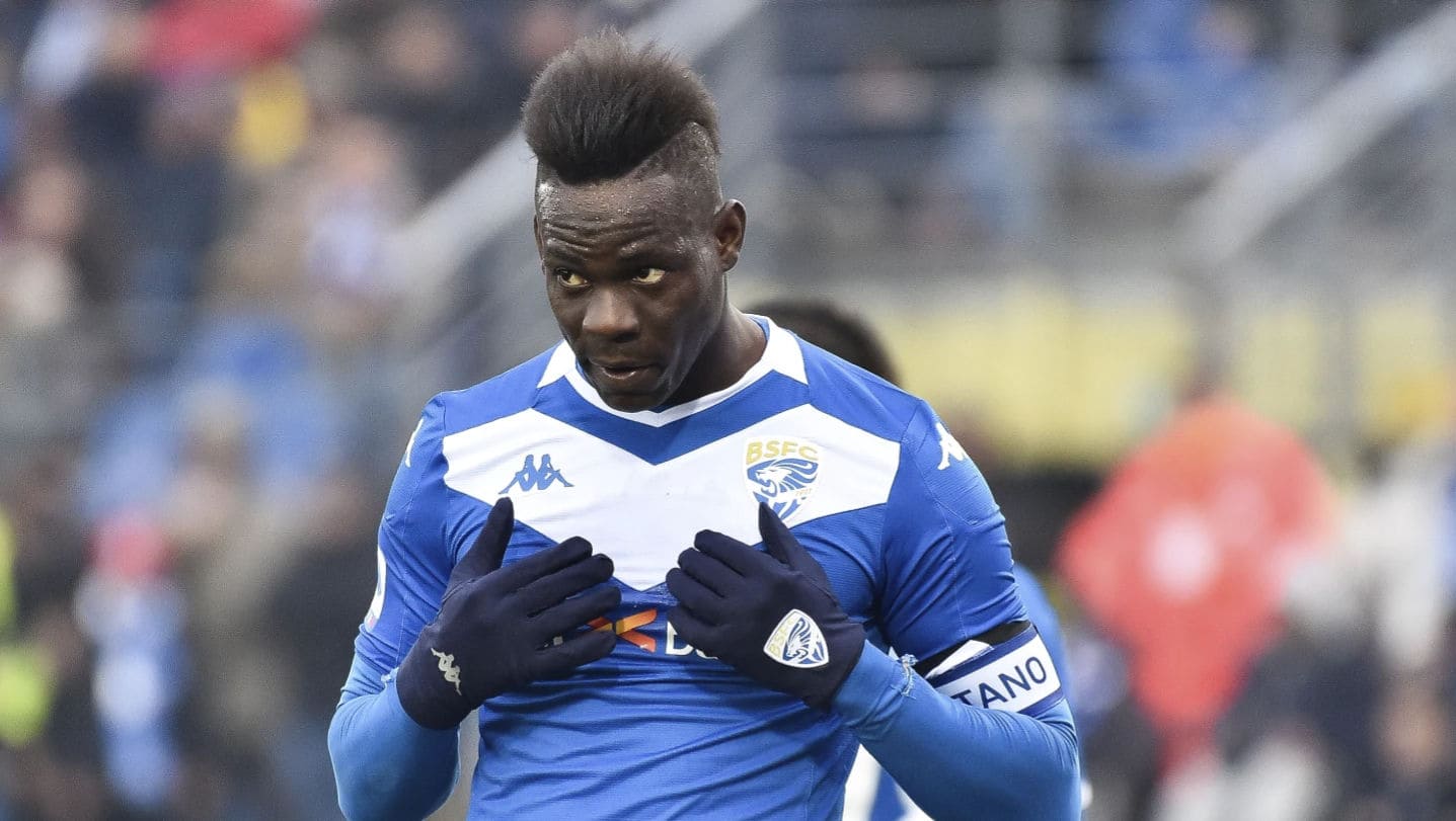 Mario Balotelli undergoing medical with Genoa for Serie A return