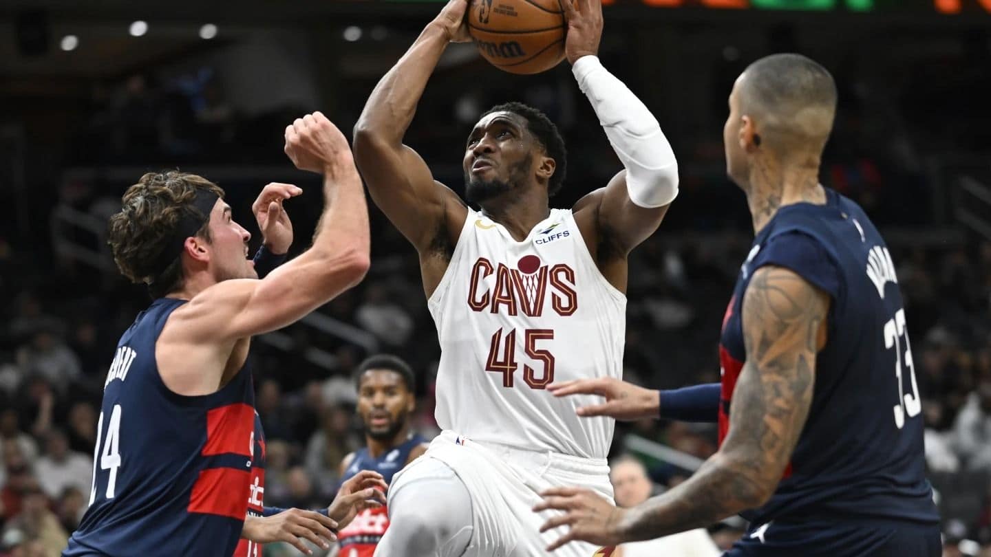 Mitchell, Allen lead Cavaliers to efficient 135-116 win over Wizards