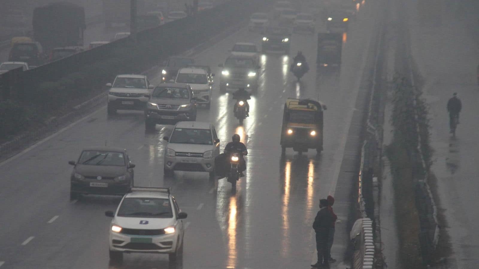 BREAKING: GRAP-4 Curbs Reimposed In Delhi Amid Deteriorating AQI | Full List of Restrictions