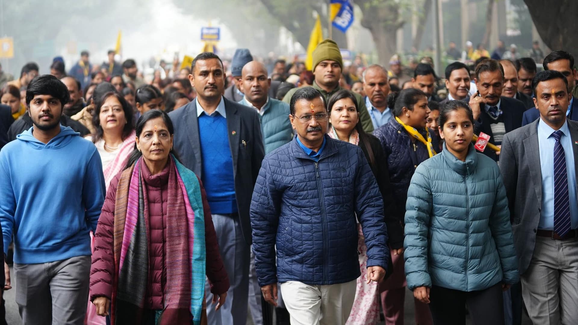 Arvind Kejriwal Going To Get Clean bowled: Anurag Thakur Attacks AAP