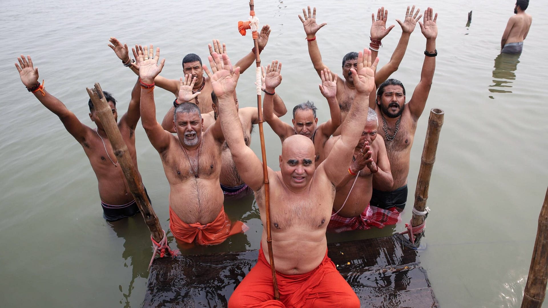Maha Kumbh Mela 2025: World’s Largest Religious Gathering Begins | LIVE