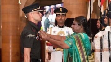 President Murmu Approves Gallantry Awards To 93 Armed Forces Personnel On Republic Day Eve