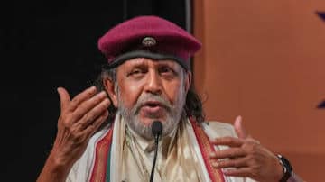 Mithun Chakraborty’s Pocket Picked at Election Rally In Jharkhand’s Dhanbad