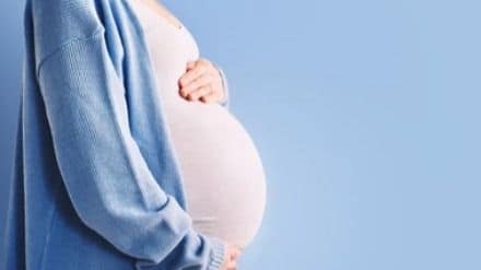 TW – Hyderabad Horror: Man Sits on Pregnant Wife’s Belly, Strangles Her To Death; Foetus Expelled from Womb