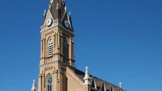Kerala Shocker: Teenager Injured After Giant Wheel Door Falls on Him During Church Festival