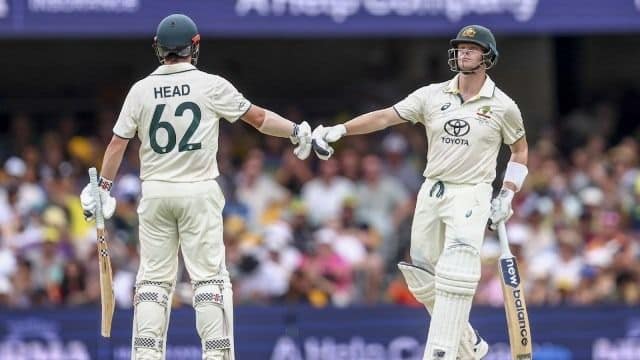 Australia’s Chances Of Winning Champions Trophy 2025 Likely To Be Dented? Star Batter Sustains Elbow Injury While Playing BBL