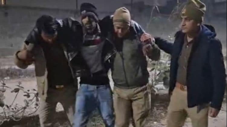 Noida Police Nabs Armed Criminal After Encounter On Pushta Road