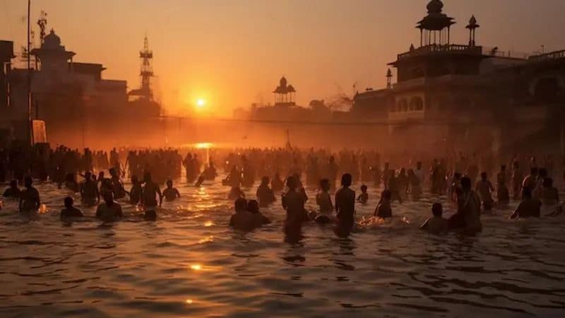 25 Lakh Devotees Take Holy Dip In Sangam Ahead Of Maha Kumbh