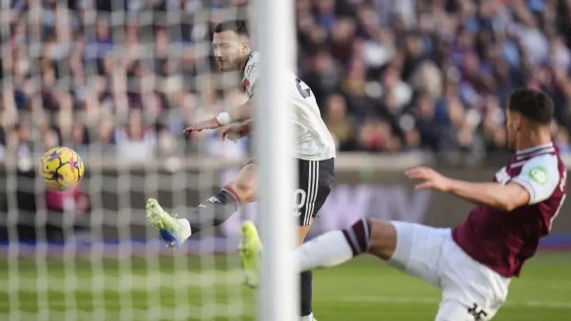 Faced with an empty net, Diogo Dalot produces one of the misses of the season for Man United