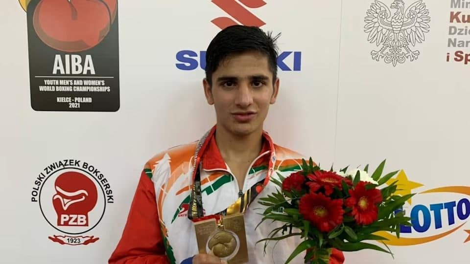 Sachin Siwach, Lakshya Chahar lead SSCB charge into semifinals of National Boxing Championship