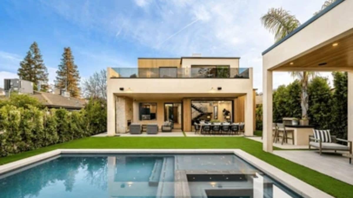 India Premium Housing Boom 2025: Up to 36% Price Surge in Noida, Mumbai Under-Construction Projects