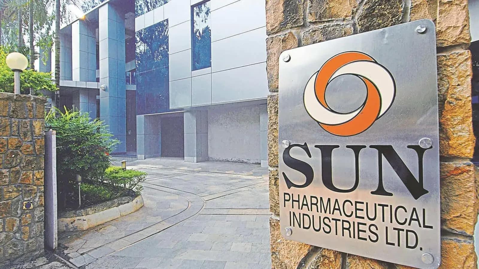 Sun Pharma Q2 FY26 Profit Beats Estimates as India Sales Surge 11%, U.S. Innovative Drugs Outperform