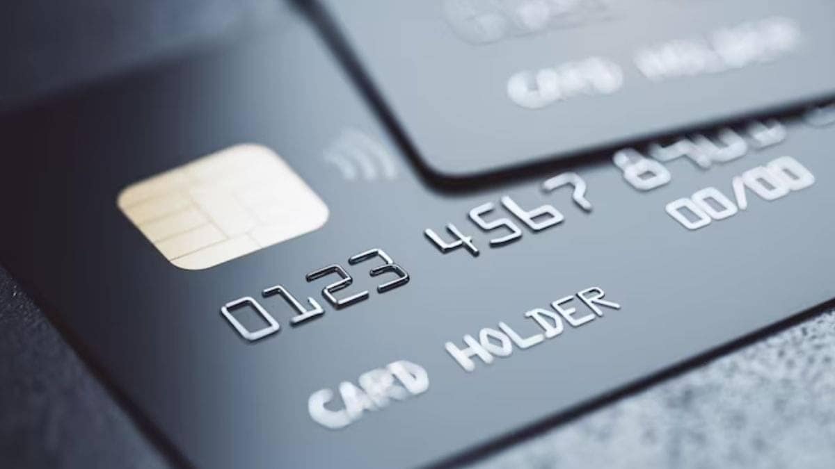 Festive Sales Boost Online Credit Card Spends To Record High Of Rs 2,167 Billion: Report