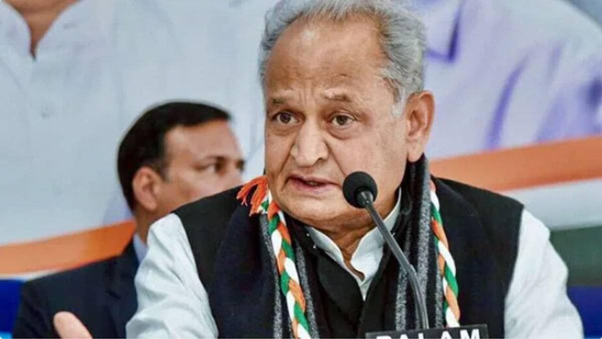 Congress Leader Ashok Gehlot Confident about Mahagatbandhan’s Victory in Bihar, Says People Are Ready for Change